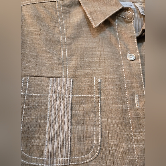 Cute light tan button up shirt/ jacket. 3/4 sleeve. Great for layering. Size 10 - Picture 2 of 5